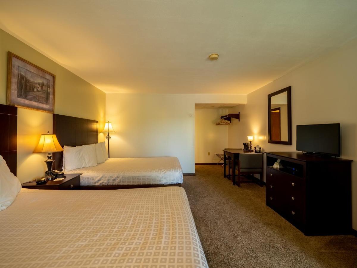 Lake 'N Pines Motel Cooperstown Extérieur photo