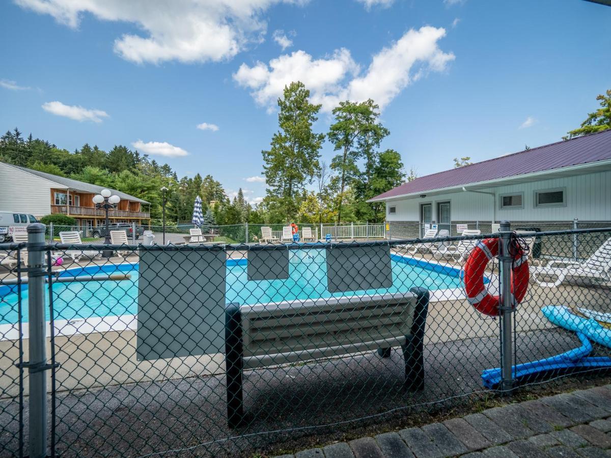 Lake 'N Pines Motel Cooperstown Extérieur photo