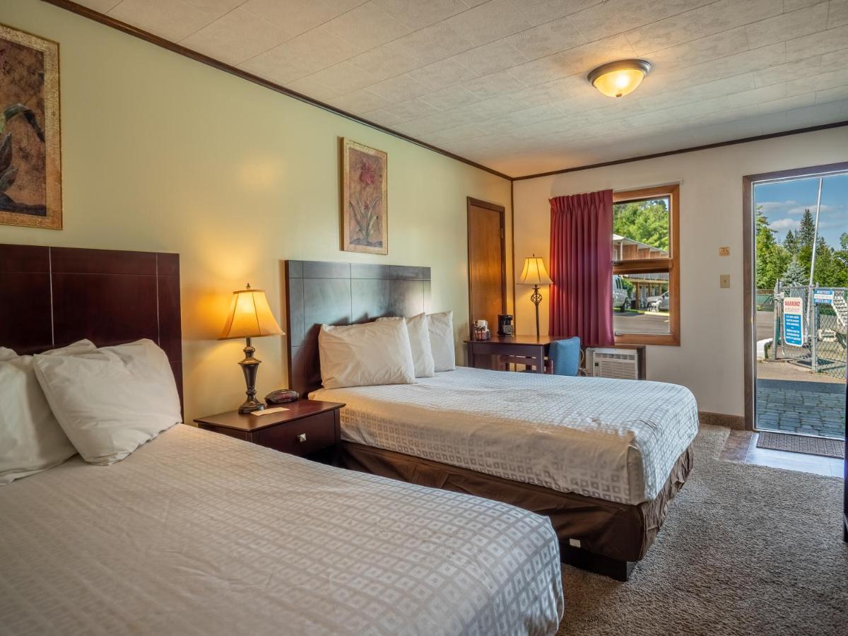 Lake 'N Pines Motel Cooperstown Extérieur photo