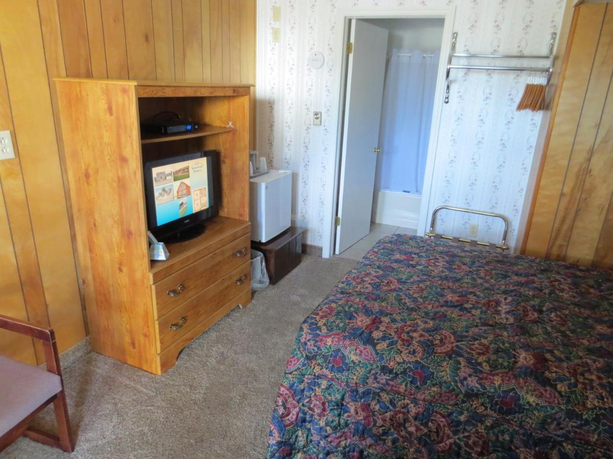 Lake 'N Pines Motel Cooperstown Extérieur photo